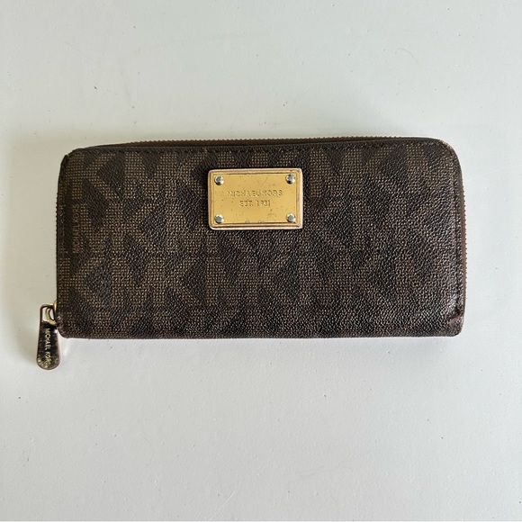 Michael Kors Jet Set Continental Wallet TLC Wallet - Picture 1 of 5